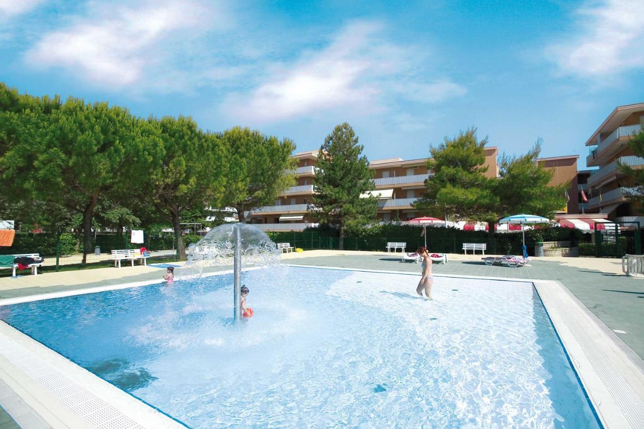 Residence Valbella Bibione Exterior foto